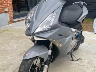 ② peugeot jetforce-b klasse