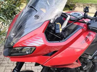 triumph tiger sport rosso