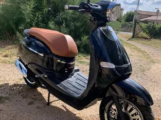 scooter 50 cc style vespa