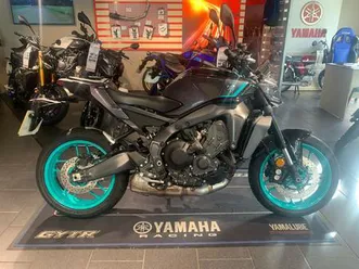 yamaha mt-09 900 y-amt euro 5 890 cc
