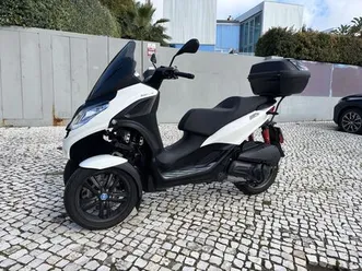 piaggio mp3 300 só com 1500 kms carcavelos e parede