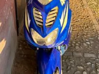 aerox 50 (70) valentino rossi