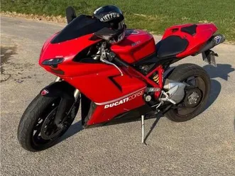 ducati 848 rot - top zustand, motor revidiert, tüv 27
