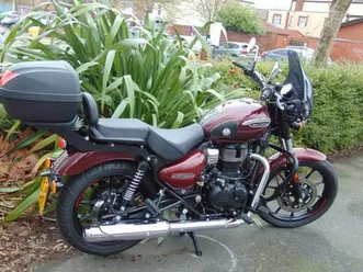 royal enfield meteor 350 e5 2024 immaculate dry used only 2357 miles extras