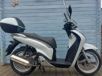 honda sh125i scooter petrol automatic (13 ps) 125 cc