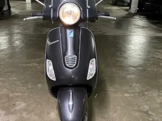vespa lx 125 i.e. 3v , 5950 km, tüv 03/27, schwarz