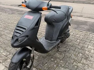 piaggio sfera 50 sal (baujahr 1996) inkl. viel zubehör