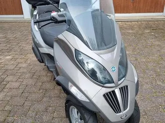 piaggio mp3 250 ie