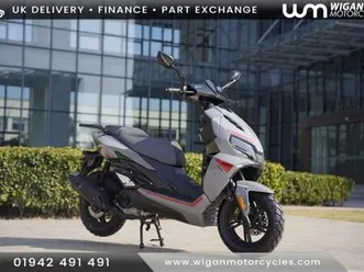 new mgb crusie 125 cc automatic scooter learner legal city commuter excellent...