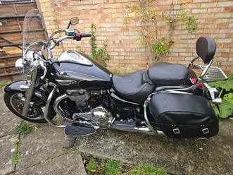 triumph thunderbird 1700 custom cruiser petrol manual (94 ps) 1700 cc