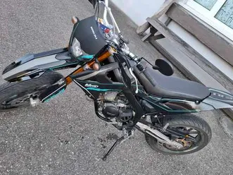 mrt 50 all black sm vz