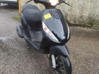piaggio - zip
