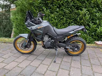 kove 800x pro mit öhlins fahrwerk