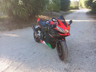 rsv4 r