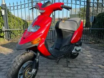 gilera stalker 50cc 2 takt brom kenteken nederlands — scooters | yamaha — marktplaats