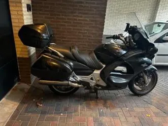 te koop honda st 1300 (bj 2009) - aangepaste prijs — motoren | honda — marktplaats