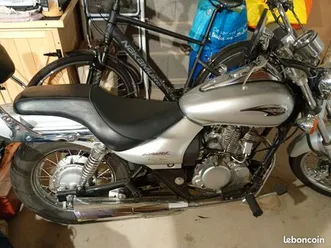 moto kawasaki eliminator