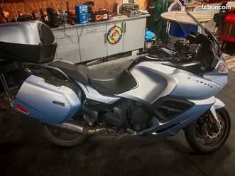 triumph trophy se 1200