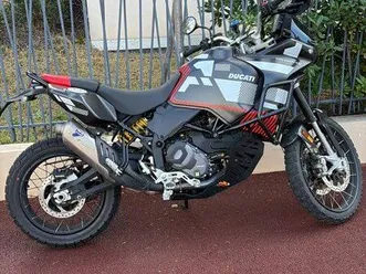 ducati desert x 2024