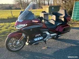 goldwing touring air bag dct