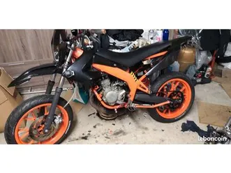 derbi d'origine débridée