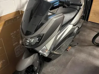 ② yamaha nmax 125 cc