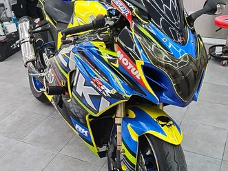 suzuki gsxr →