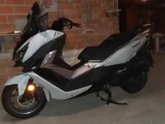 sym cruisym 300 - 2017