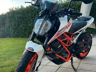 ktm duke 390