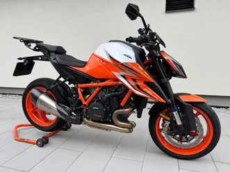 ktm 1290 super duke r