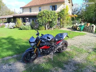 2017 triumph speed triple r