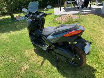 scooter yamaha 125 x-max 2023