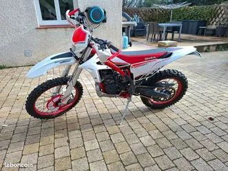 béta xtrainer 300 cc 2016