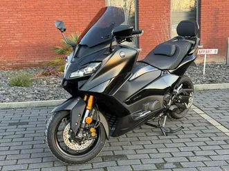 ② yamaha t-max 560 ( 343km ) modèle tech max full