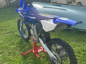 125 yz