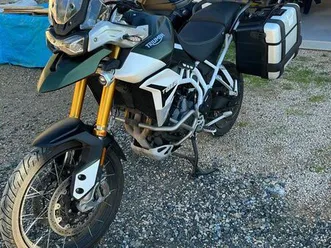 moto triomph tiger rally pro