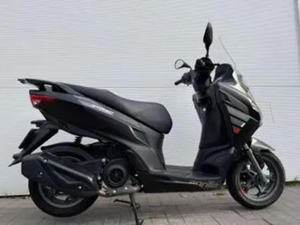 aprilia sxr 50 45km eindjaar deal — scooters | aprilia — marktplaats