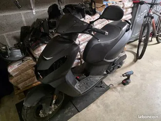 peugeot streetzone 2t