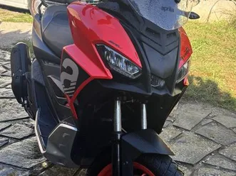 scooter aprilia sr gt 125 sport