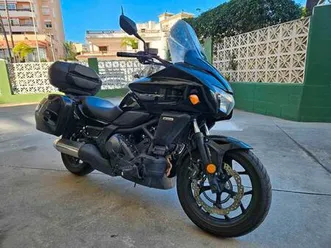 honda - ctx 700 d