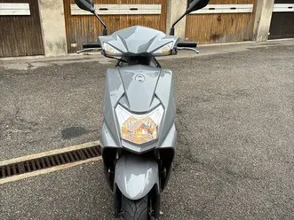 vends scooter 50cm3 sym orbit iii