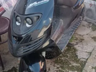 scooter suzuki katana vialonga