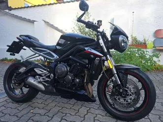 street triple rs 765