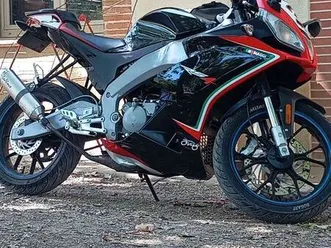 vend moto aprilia rs4 50 cc