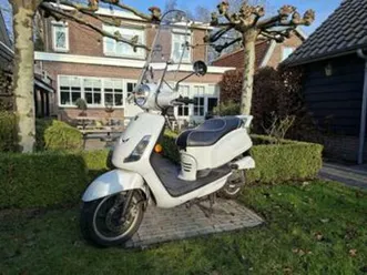 sym fiddle 2 blauw kenteken — scooters | sym — marktplaats
