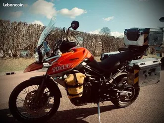 triumph tiger 800 xca état neuf
