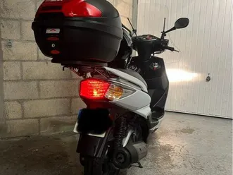 cygnus x scooter 125