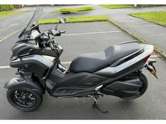 scooter yamaha tricity 300