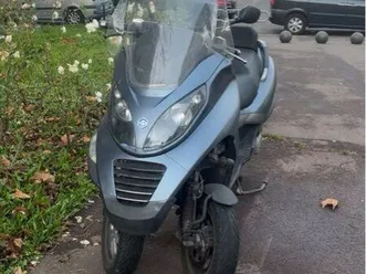piaggio mp3 125