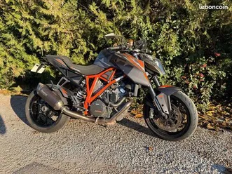 ktm 1290 superduke r 2015